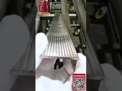 Niet-glijdende trappenkant van roestvrijstalen tegels Trappekant van corrosiebestendige