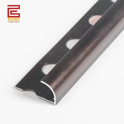 Donkerbruine aluminium ronde rand tegelafwerking 2,5m voor wandbescherming