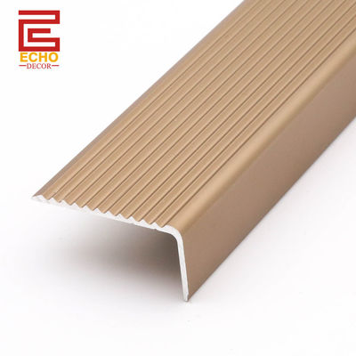 Aluminium vinyl trappen neus trim profielen Anti-slip trappen tread trim gieten